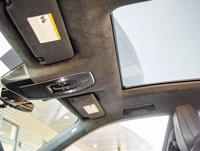 2025 Porsche Macan Electric Macan Turbo Electric