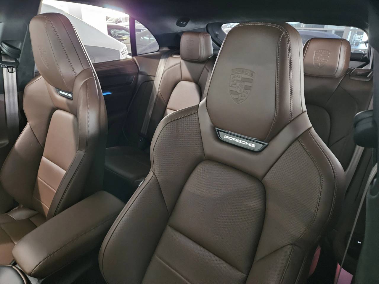 2025 Porsche Macan Electric Macan Turbo Electric