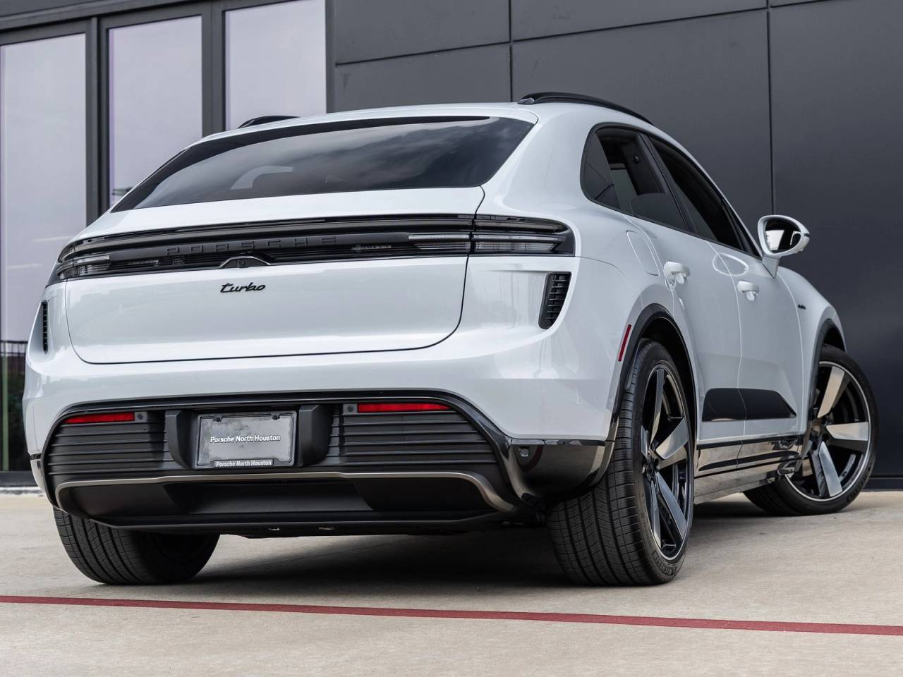 2025 Porsche Macan Electric Macan Turbo Electric