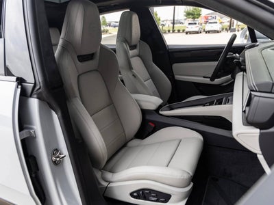 2025 Porsche Macan Electric Macan Turbo Electric