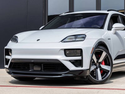 2025 Porsche Macan Electric Macan Turbo Electric