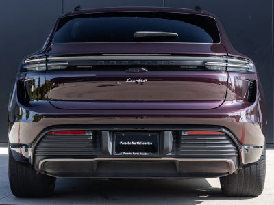 2024 Porsche Macan Macan Turbo