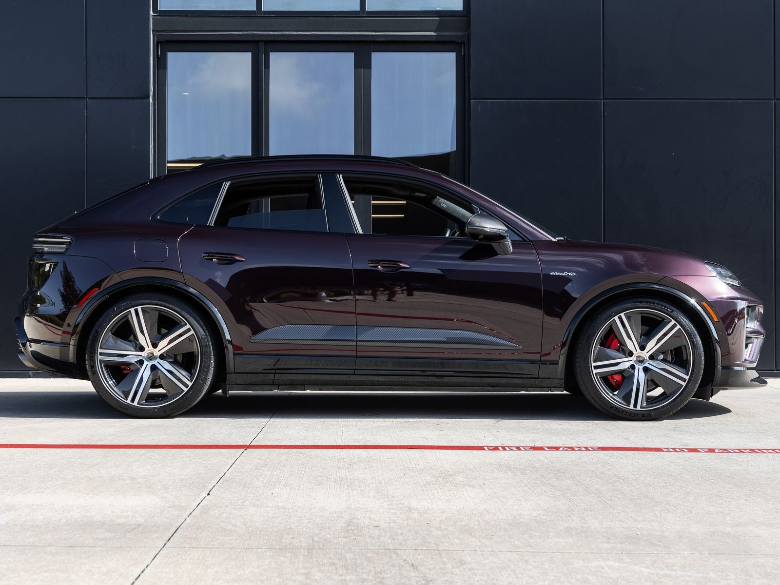 2024 Porsche Macan Macan Turbo