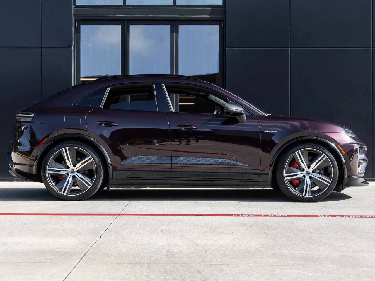 2024 Porsche Macan Macan Turbo