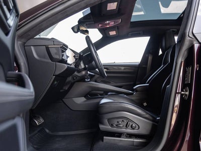 2024 Porsche Macan Macan Turbo