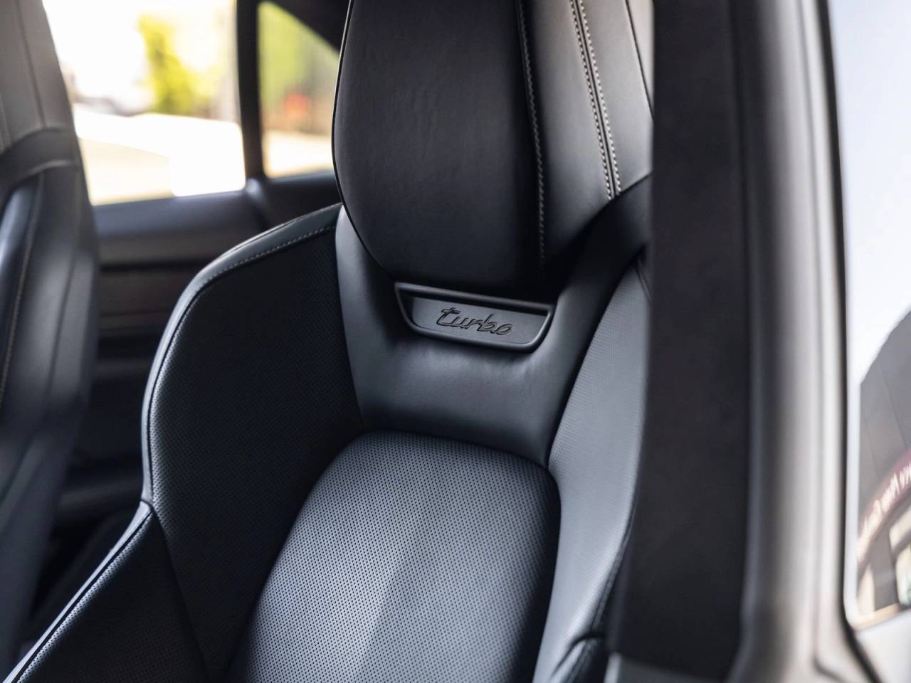 2024 Porsche Macan Macan Turbo