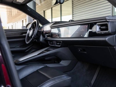 2024 Porsche Macan Macan Turbo