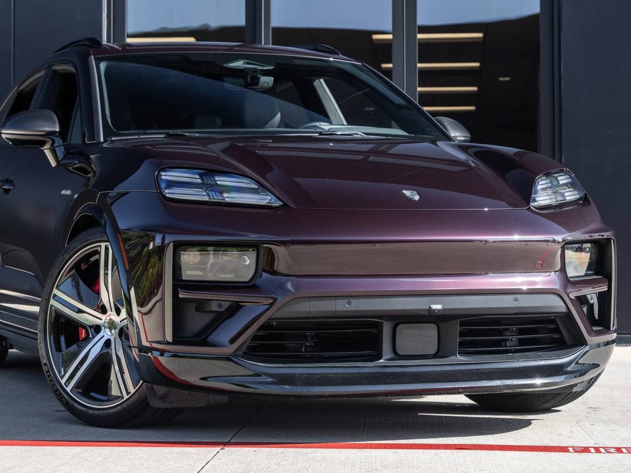 2024 Porsche Macan Macan Turbo