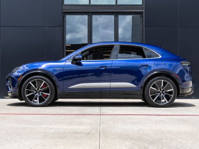 2025 Porsche Macan Turbo Electric