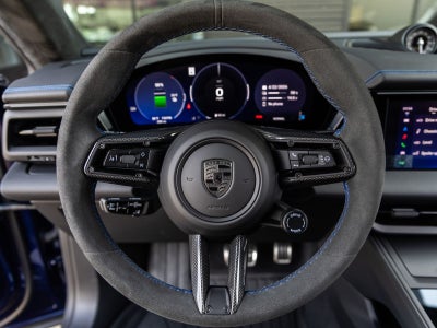 2025 Porsche Macan Turbo Electric