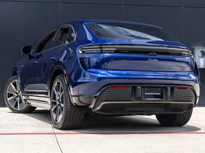 2025 Porsche Macan Turbo Electric