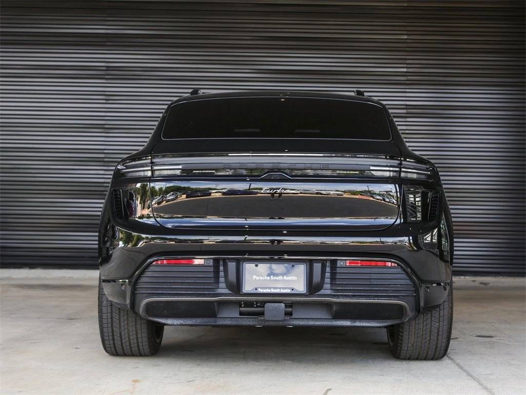 2025 Porsche Macan Turbo Electric