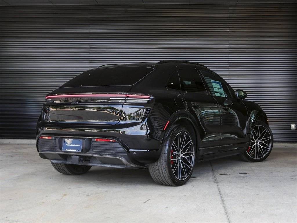 2025 Porsche Macan Turbo Electric