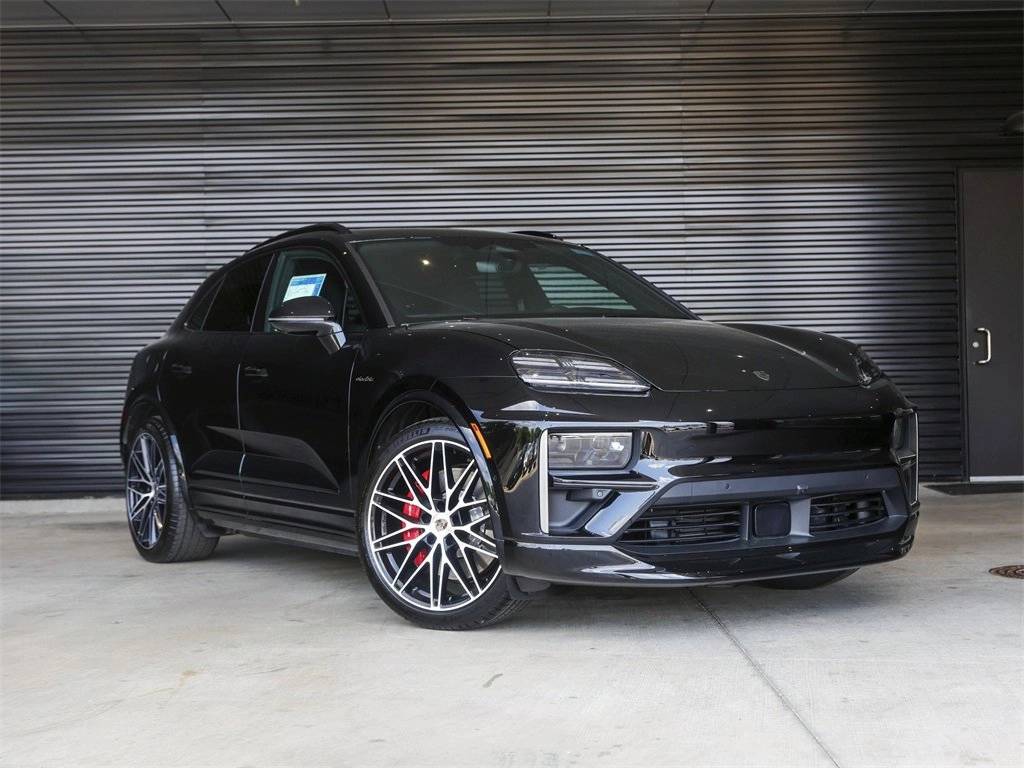 2025 Porsche Macan Turbo Electric