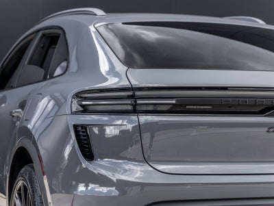 2026 Porsche Macan Macan Turbo Electric