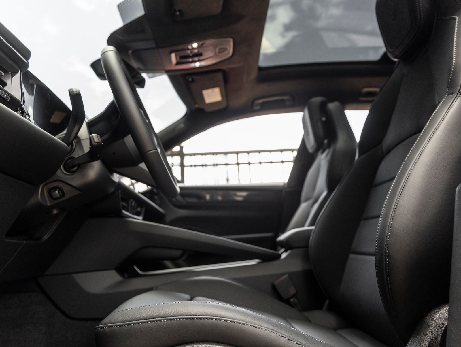 2026 Porsche Macan Macan Turbo Electric