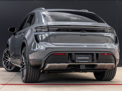 2026 Porsche Macan Macan Turbo Electric