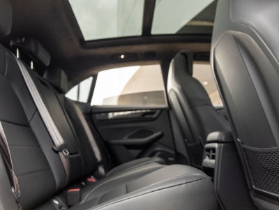 2026 Porsche Macan Macan Turbo Electric