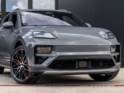 2026 Porsche Macan Macan Turbo Electric