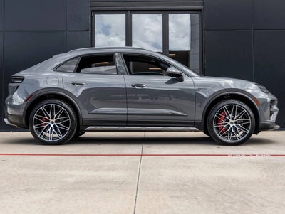 2026 Porsche Macan Macan Turbo Electric