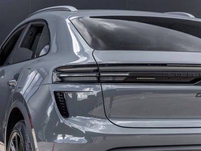 2026 Porsche Macan Macan Turbo Electric