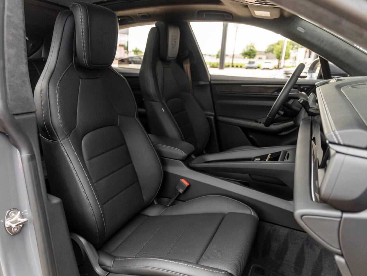 2026 Porsche Macan Macan Turbo Electric