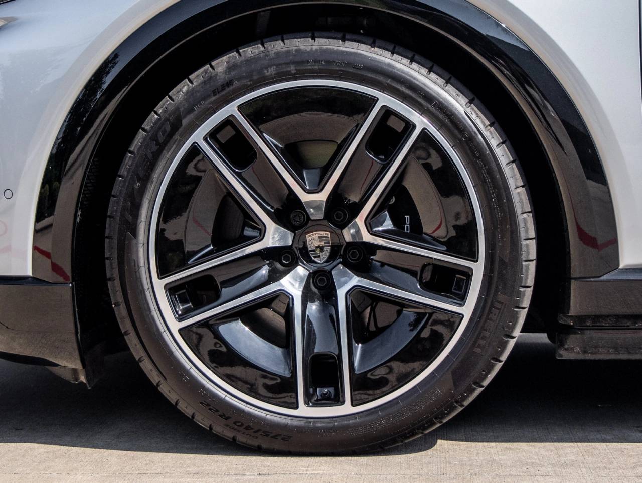 2026 Porsche Cayenne Cayenne Turbo Electric
