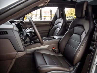 2026 Porsche Cayenne Cayenne Turbo Electric