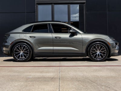 2026 Porsche Macan Electric Electric