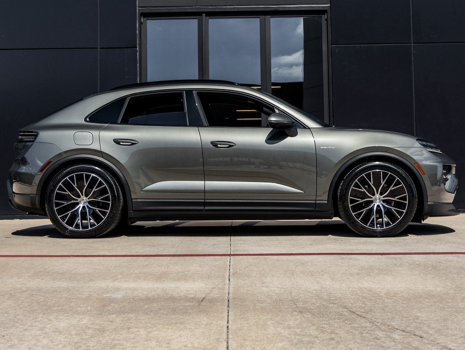 2026 Porsche Macan Electric Electric