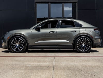 2026 Porsche Macan Electric Electric