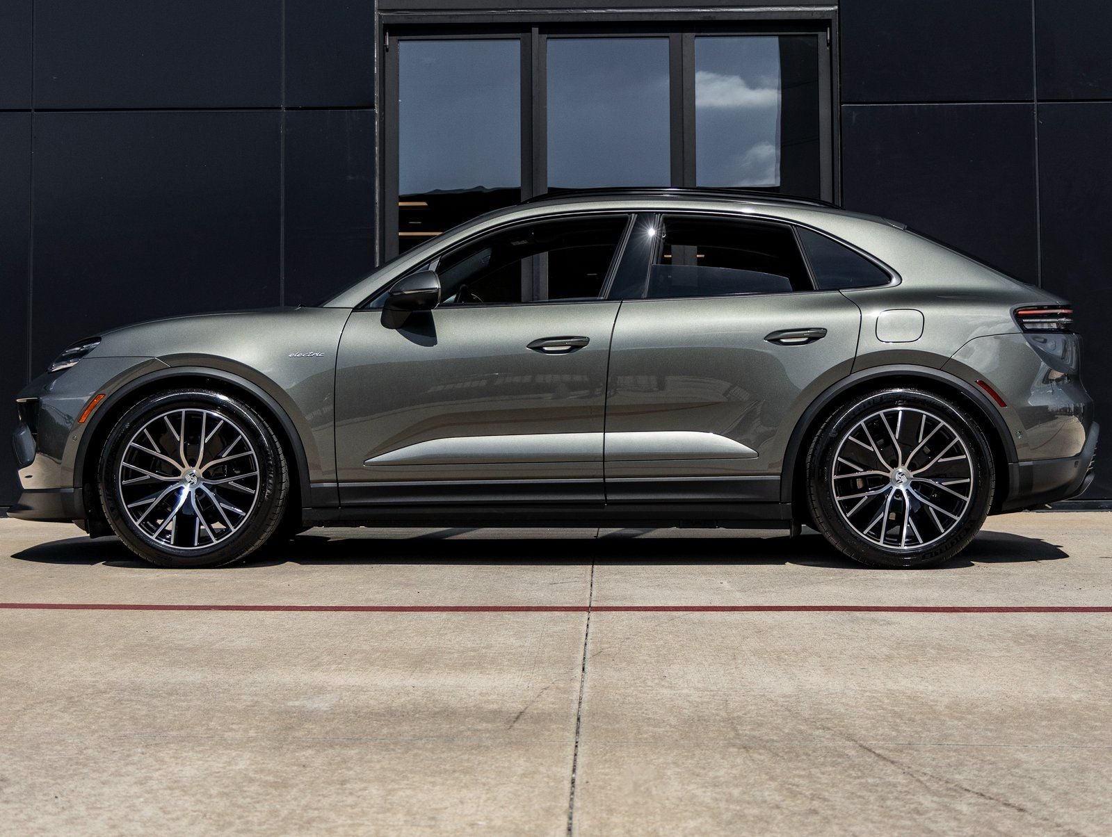 2026 Porsche Macan Electric Electric