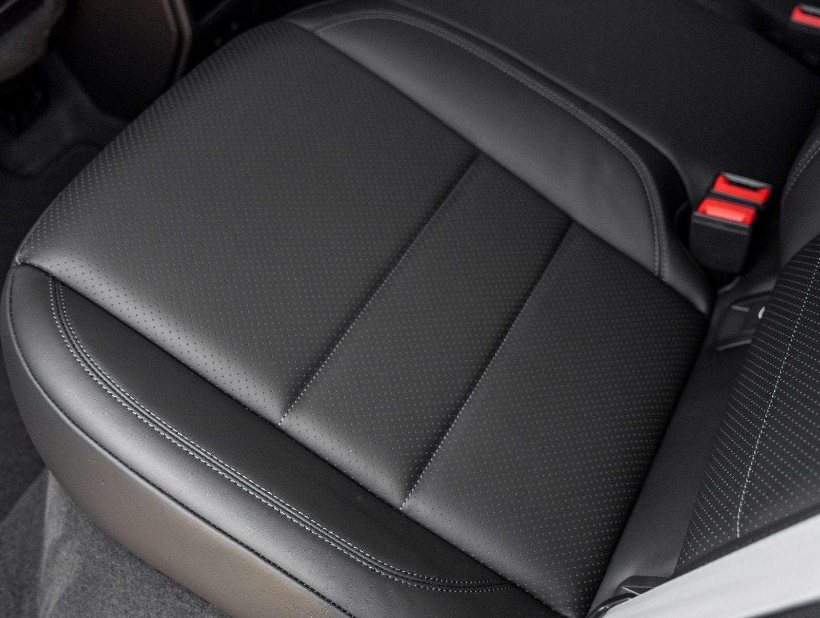 2026 Porsche Macan Electric Electric