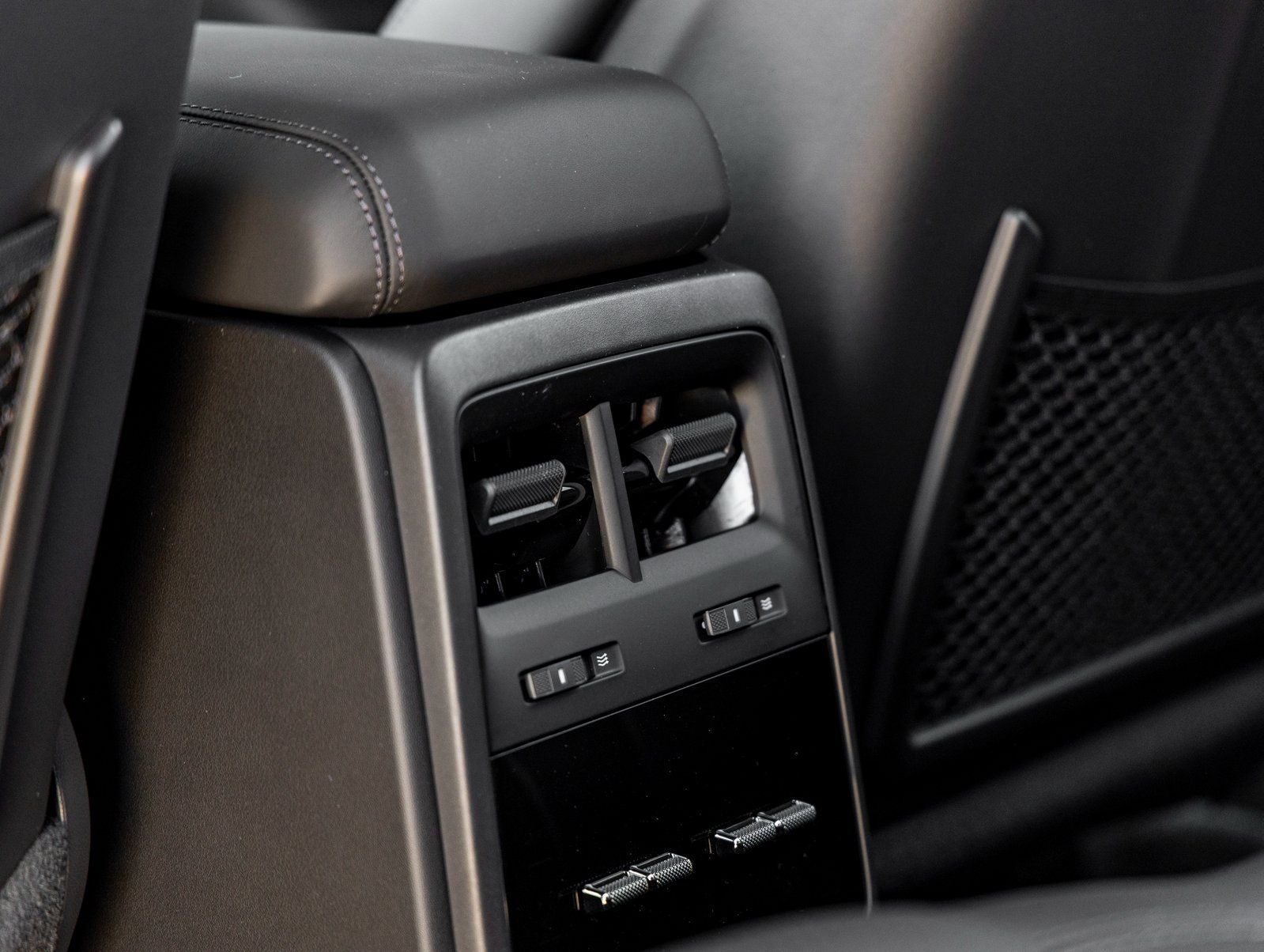 2026 Porsche Macan Electric Electric