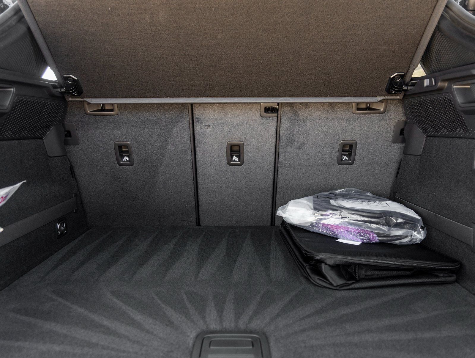 2026 Porsche Macan Electric Electric