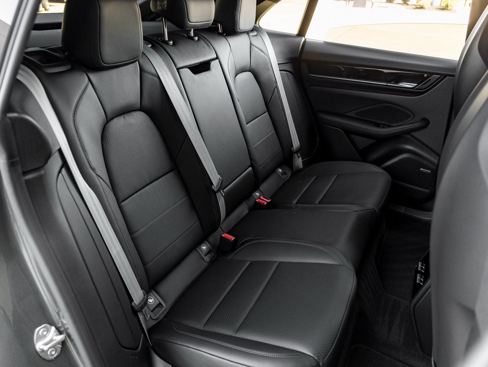 2026 Porsche Macan Electric Electric