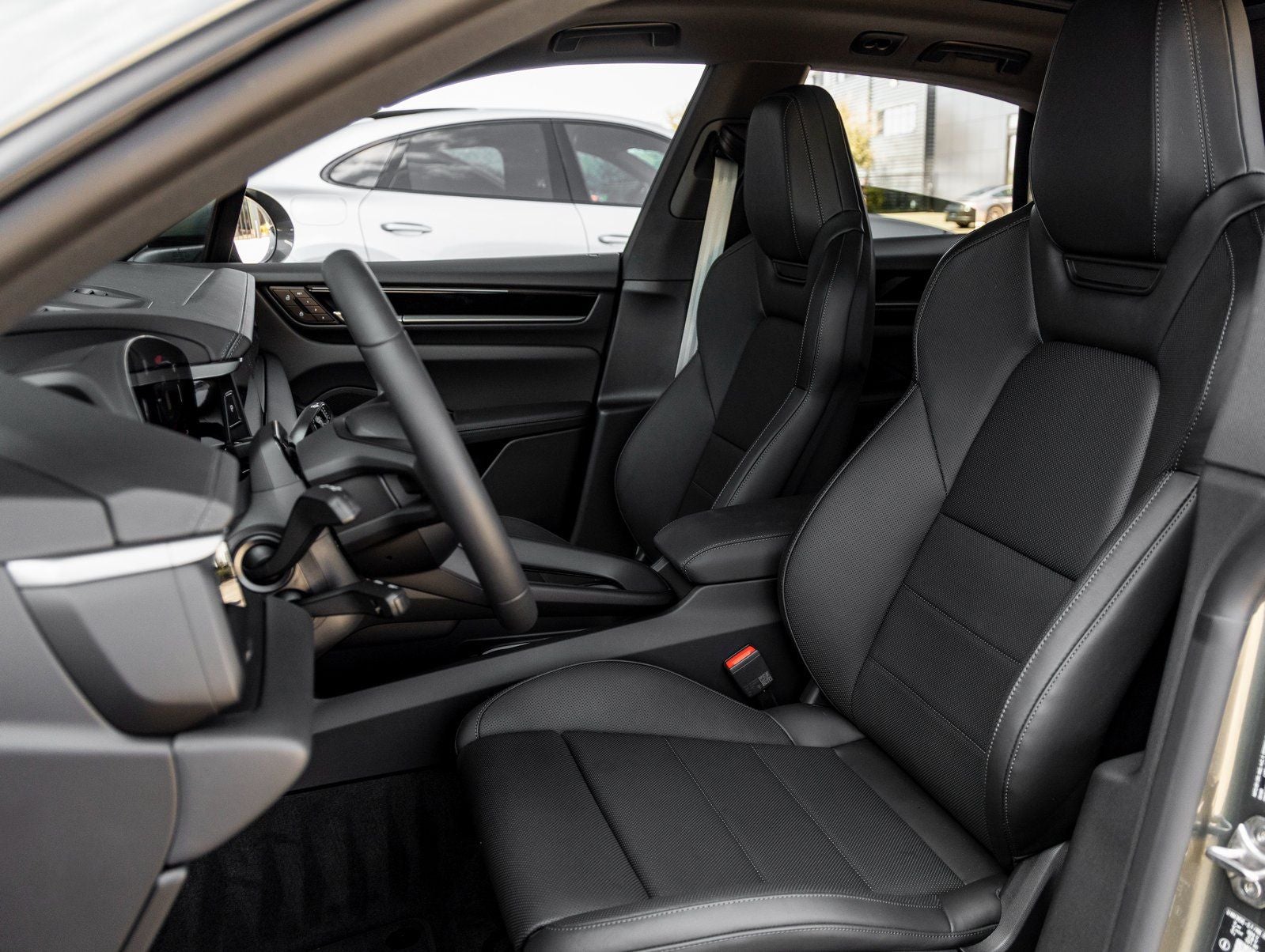 2026 Porsche Macan Electric Electric