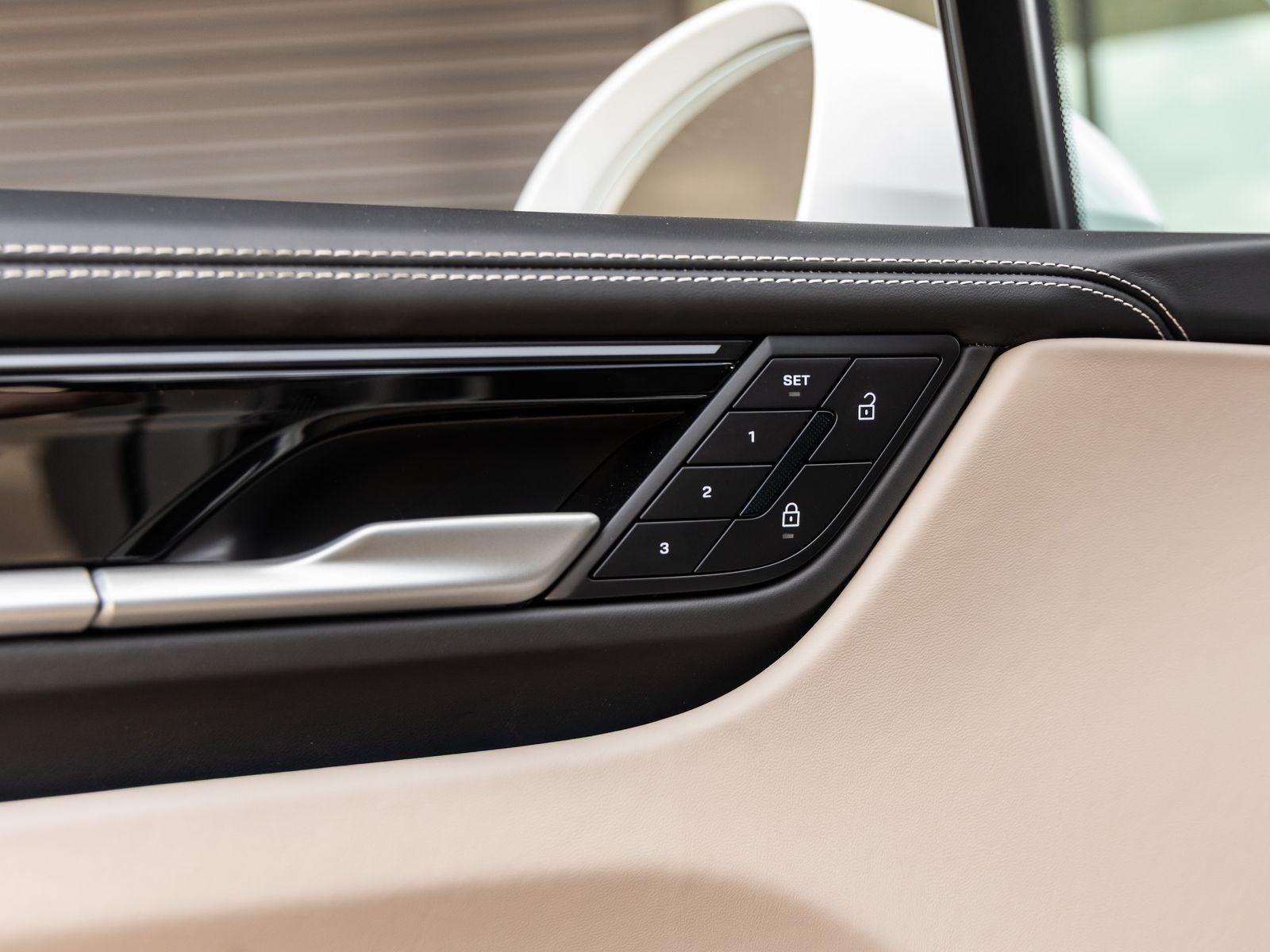 2025 Porsche Macan Electric Macan Electric