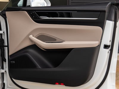 2025 Porsche Macan Electric Macan Electric