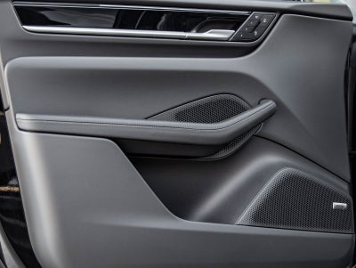 2025 Porsche Macan Electric Macan Electric