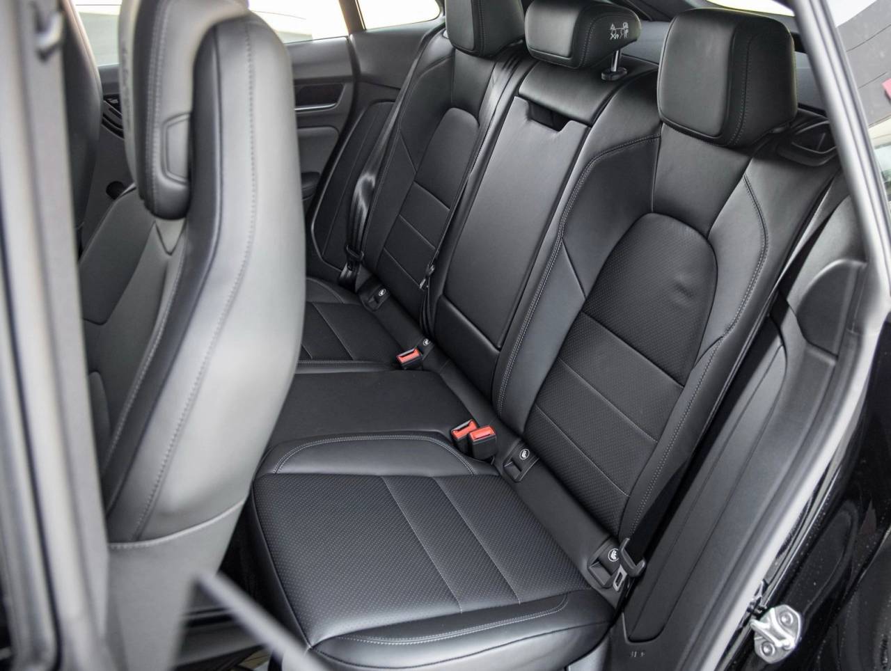 2025 Porsche Macan Electric Macan Electric