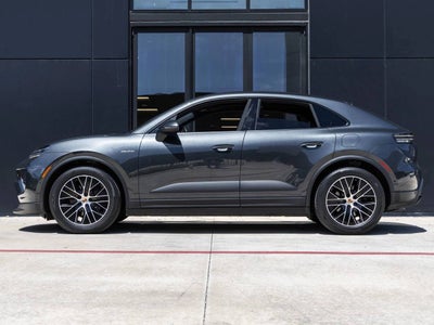 2025 Porsche Macan Electric