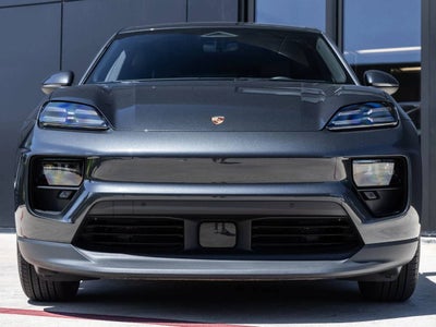 2025 Porsche Macan Electric