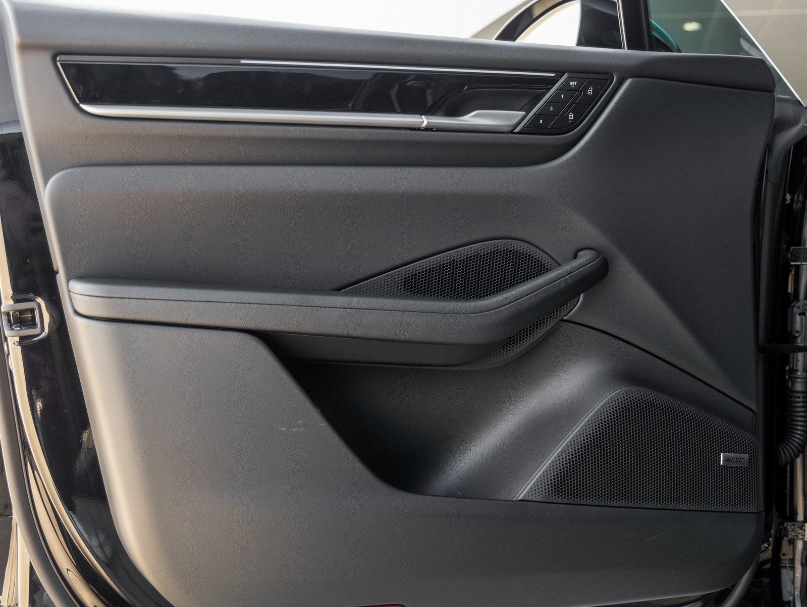 2025 Porsche Macan Electric Macan Electric