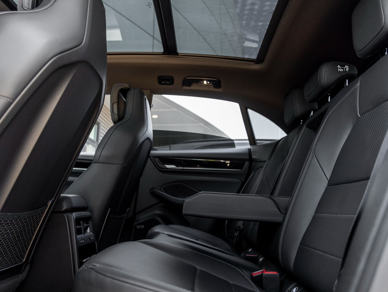 2025 Porsche Macan Electric Macan Electric