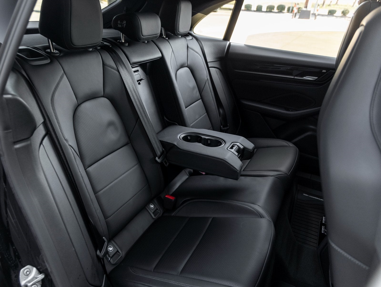 2025 Porsche Macan Electric Macan Electric