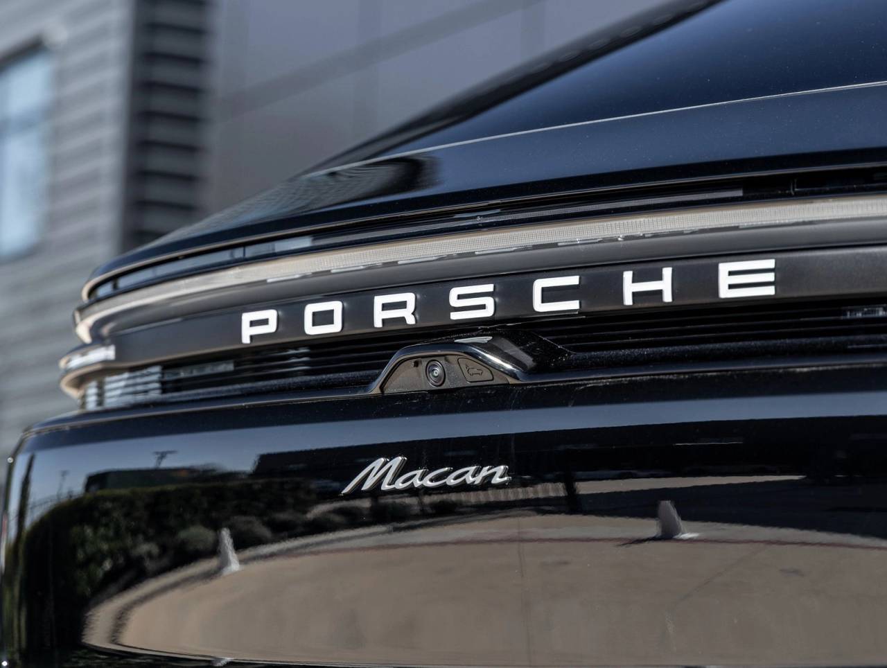 2025 Porsche Macan Electric Macan Electric