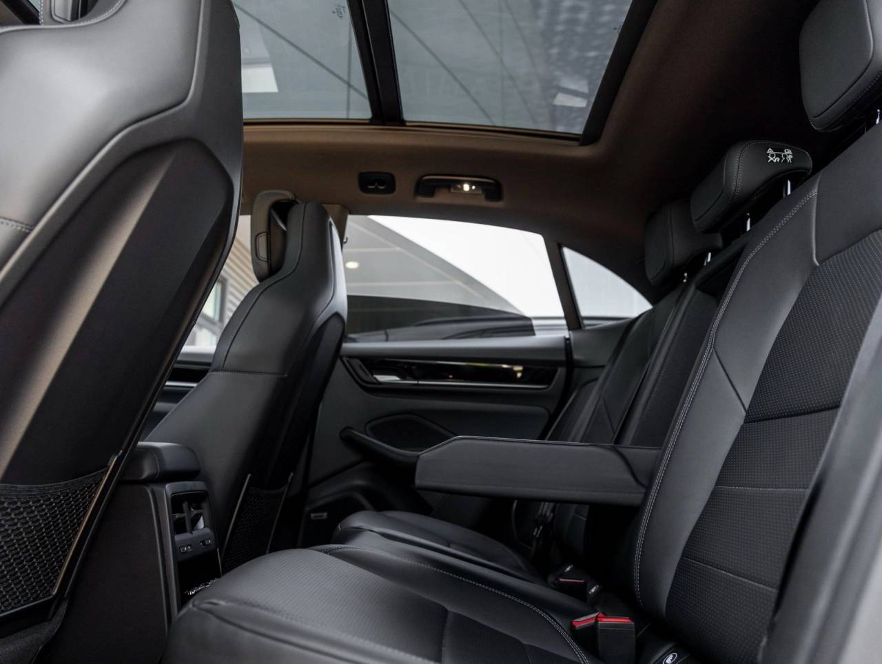 2025 Porsche Macan Electric Macan Electric