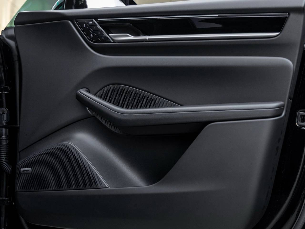 2025 Porsche Macan Electric Macan Electric