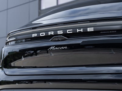 2025 Porsche Macan Electric Electric